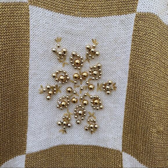 Vintage 90s Maurada white gold metallic knit tunic sweater gold bead snowflake - Picture 9 of 9